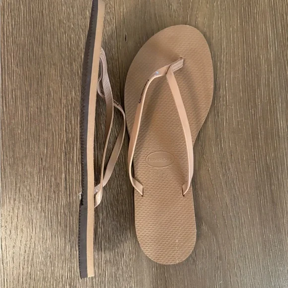 Havaianas You Slim Beige Flip Flops - Picture 7 of 8
